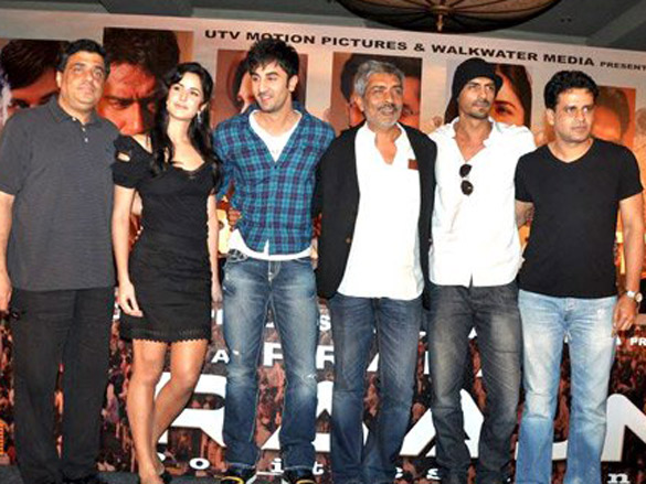 raajneeti cast at press conference 3