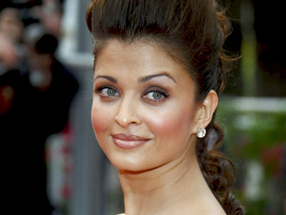 aishwarya rai bachchan attends 63rd annual international cannes film festival 9