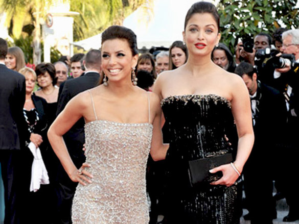 aishwarya rai bachchan attends the premiere of on tour at 63rd annual international cannes film festival 4