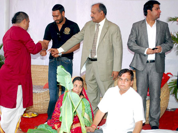 ajay devgn inaugurates roha groups satsang bharti township 3