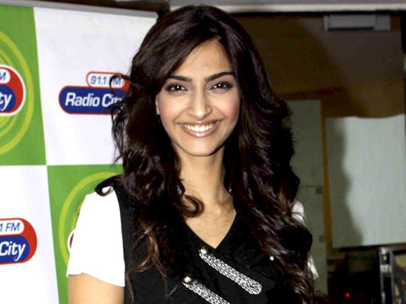 sonam kapoor promotes i hate luv storys on radio city 91 1 fm 7
