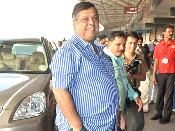sanjay dutt and other stars leave for iifa sri lanka 9