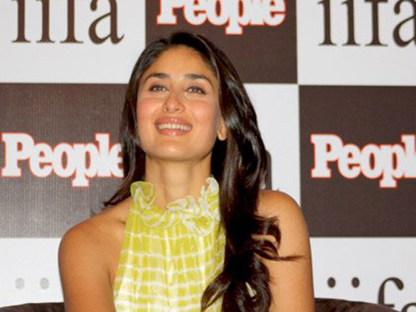 kareena launches people magazines new edition at iifa sri lanka 3