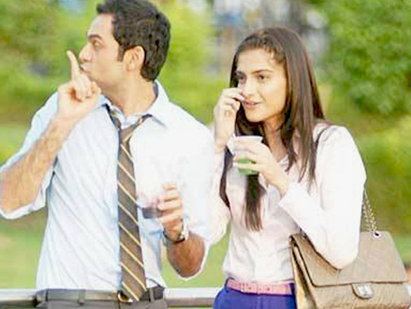 abhay deolsonam kapoor 5