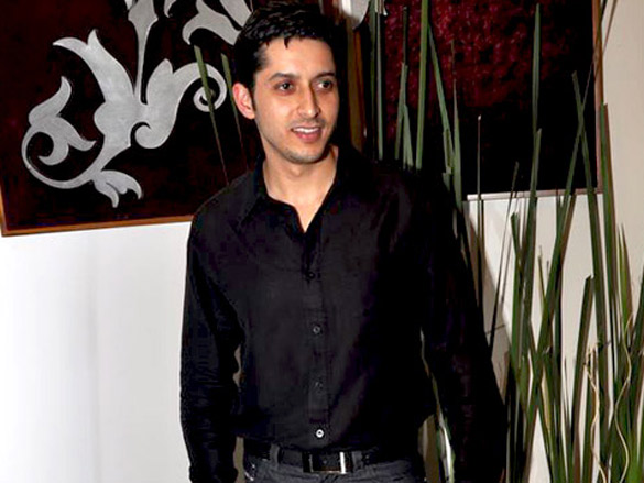 team of krantiveer the revolution at the launch of amboli bar and kitchen 13