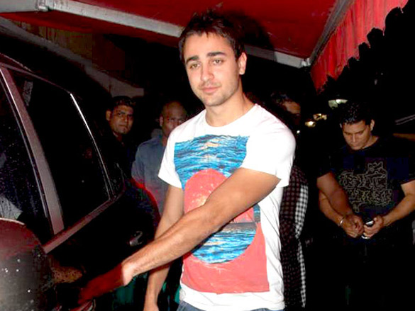 imran khan promotes i hate luv storys at fun cinemas 11