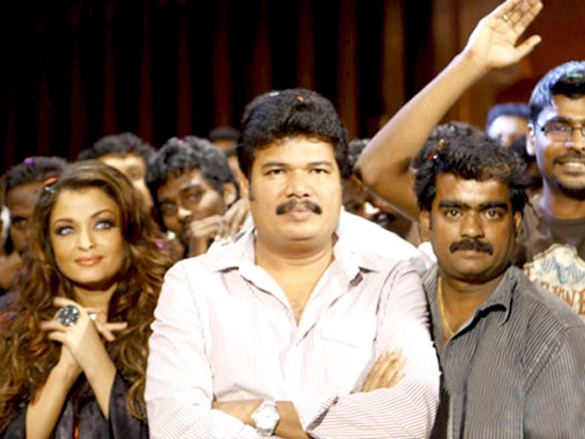 on the sets of enthiram 3