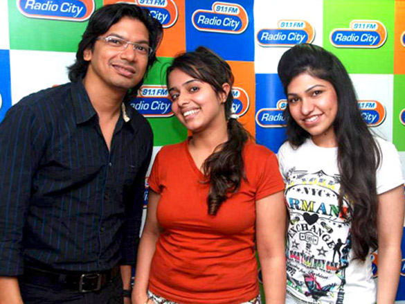 shaan and tulsi kumar promote film aashayein at radio city 91 1 fm 3