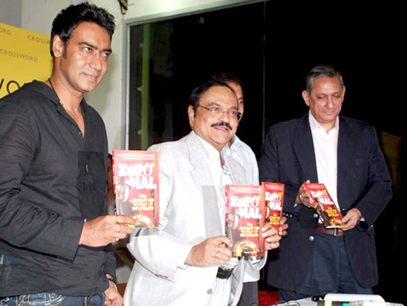 ajay devgn at the book launch of j deys zero dial 3
