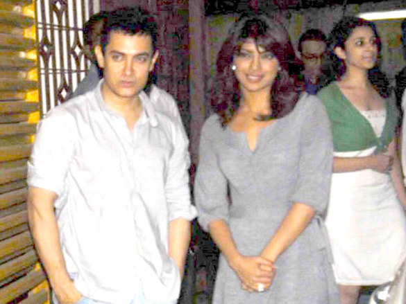 priyanka chopra watches peepli live 2