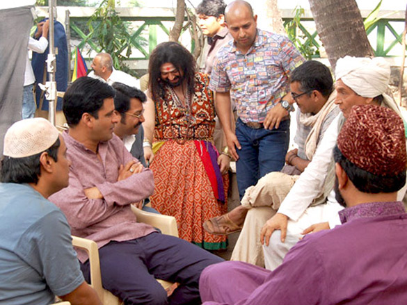 on the sets of dus tola 27