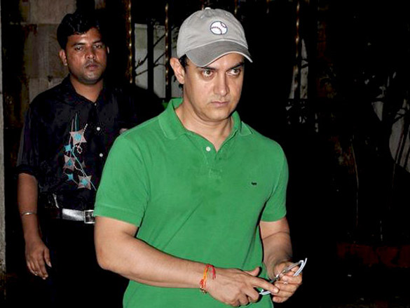 aamir khans peepli live screening for raj thackeray 8