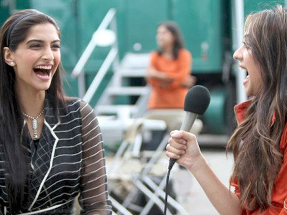 on the sets of thank you 19