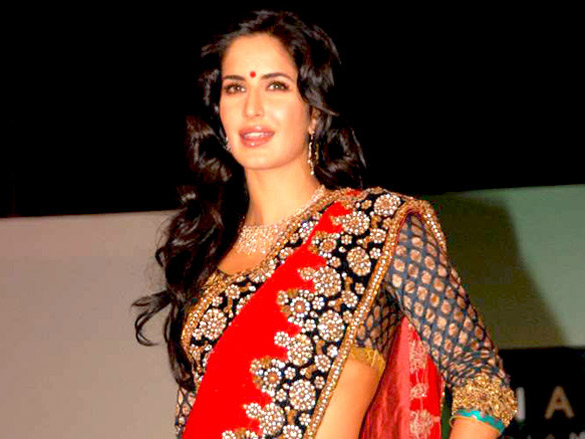 katrina kaif at the launch of nakshatra vivaah collections 4