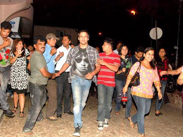 vivek oberoi promotes prince at gaiety 9