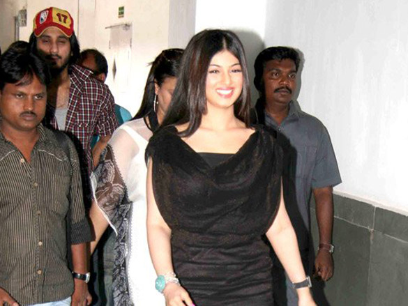 shahid and ayesha promote paathshaala 12