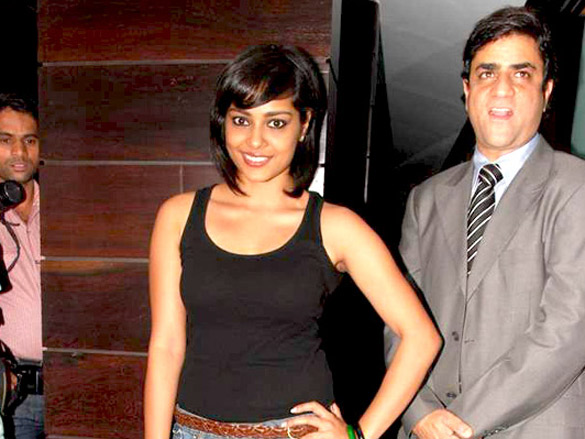 milind soman and shahana goswami at caressaa spa launch 5