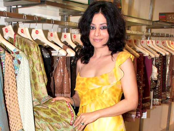 riyaz gangji launches summer 2010 collection 10