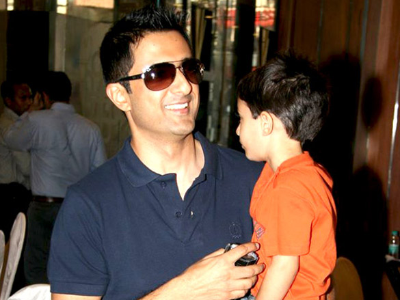 sanjay suri graces anita dongres event for ngo kids 5