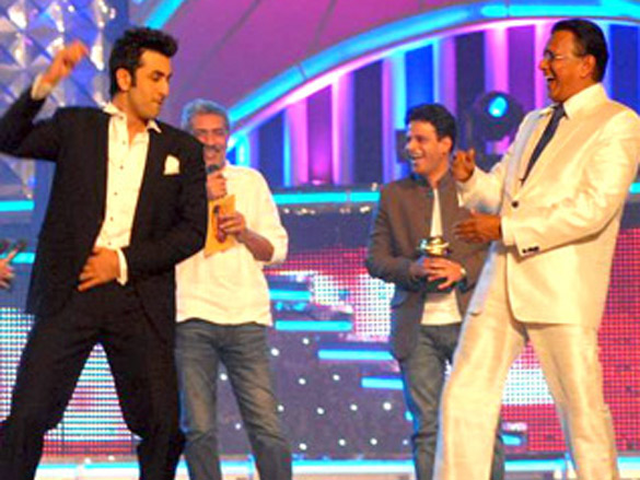 ranbir at the grand finale of dance india dance 4