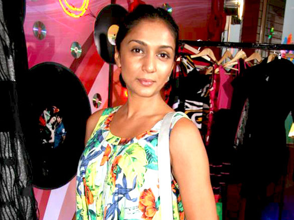 simran kaur mundi at globus spring summer 2010 collection launch 13