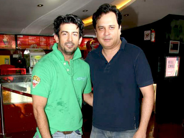 sanaa dhadli launched in bollywood with bloody d movie 7