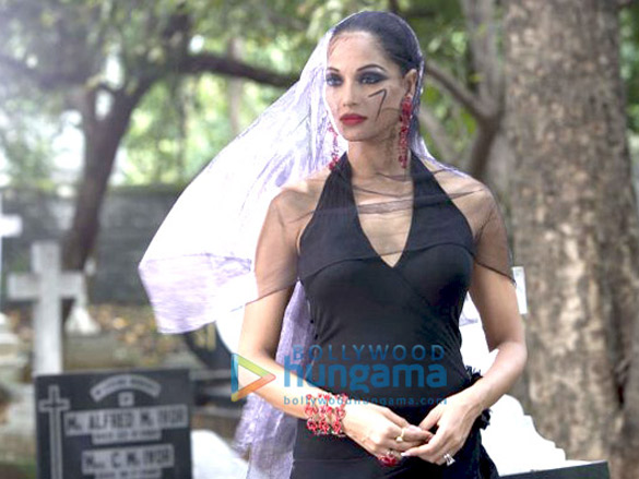 bipasha basu 282