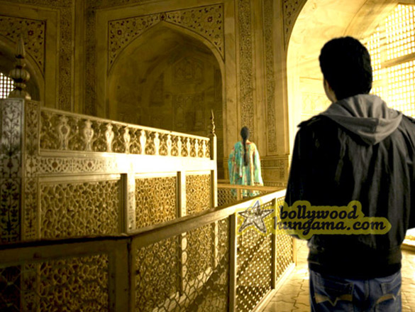 sonam kapoorabhishek bachchan 8