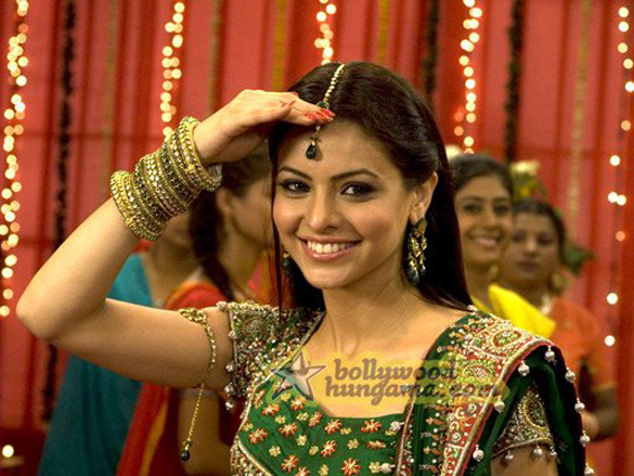 aamna shariff 46