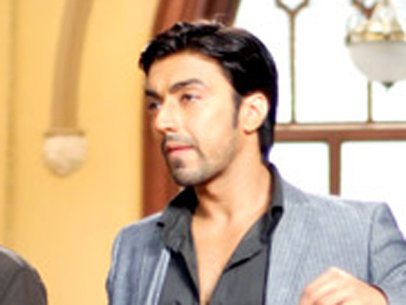 ashish chowdhryvishal malhotra 4