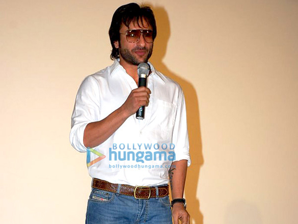 saif and deepika unveil the first look of love aaj kal 10