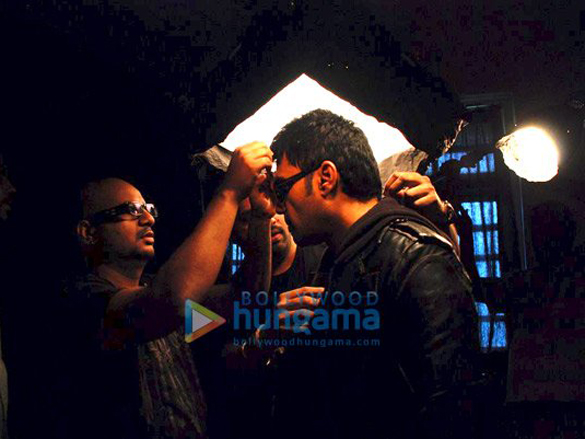 sanjay dutt and sunil shetty shoot for shades eye wear 23