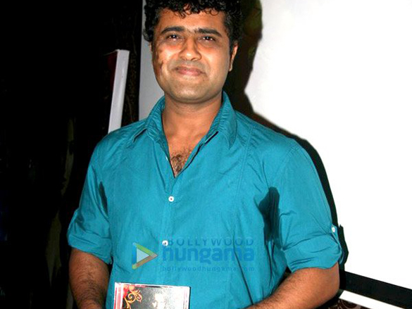 satish kaushik and ismail darbar unveil bad girl album 7