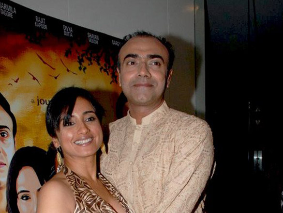 nargisdivya dutta at morning walk media meet 3
