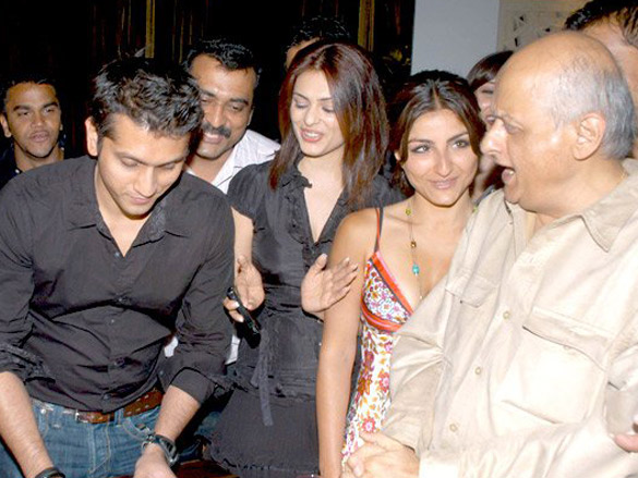 mohit suris birthday bash 43
