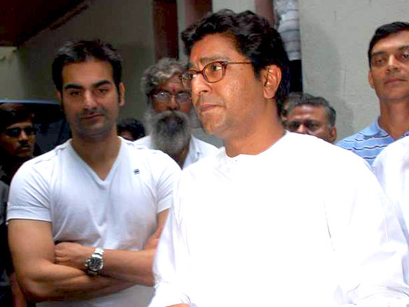 raj thackeray watches dabangg 6