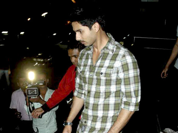 priyanka and shahid spotted watching dabangg together 6