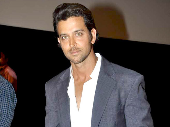 hrithik and aishwarya unveil first look of guzaarish at press meet 18