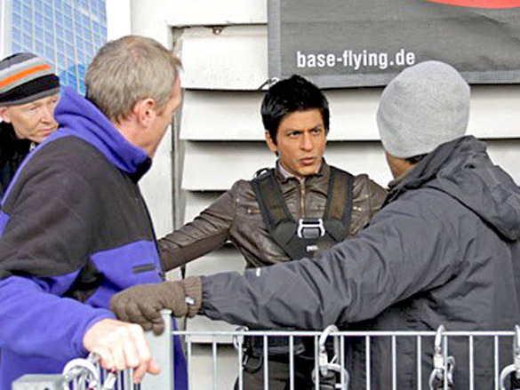 on the sets of don 2 30