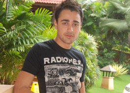 Imran Khan shoots PETA ad for adoption of stray dogs