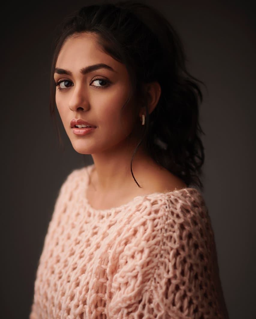 Mrunal Thakur, Filmography, Movies, Mrunal Thakur News, Videos, Songs ...