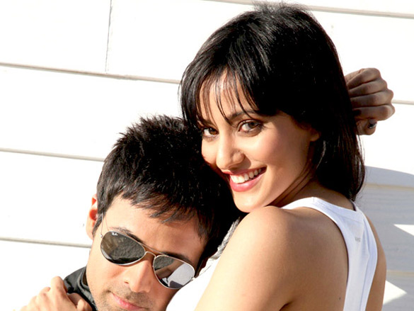 neha sharmaemraan hashmi 5