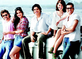 Hrithik,Farhan and Abhay Deol sing for Zindagi Na Milegi Dobara