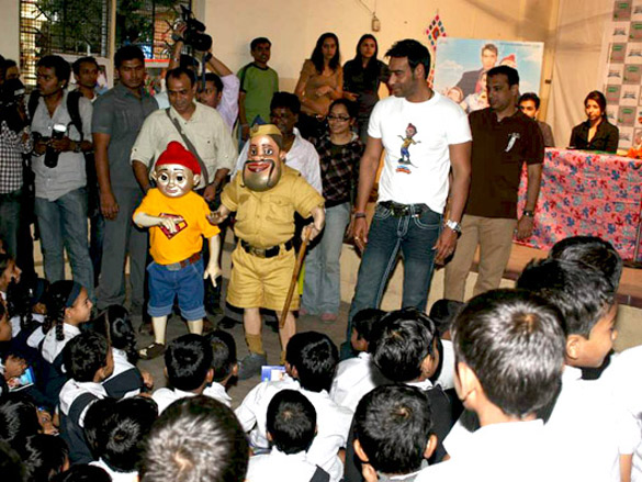 ajay devgn at toonpur ka superrhero promotional events 5