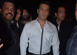 Win chance to work out with Salman Khan