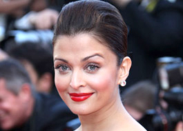 Aishwarya invites Vipul Shah to shoot pending song with Akshay in London Aishwarya invites Vipul Shah to shoot pending song with Akshay in London