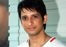 Sharman Joshi endorses Airtel Sharman Joshi endorses Airtel