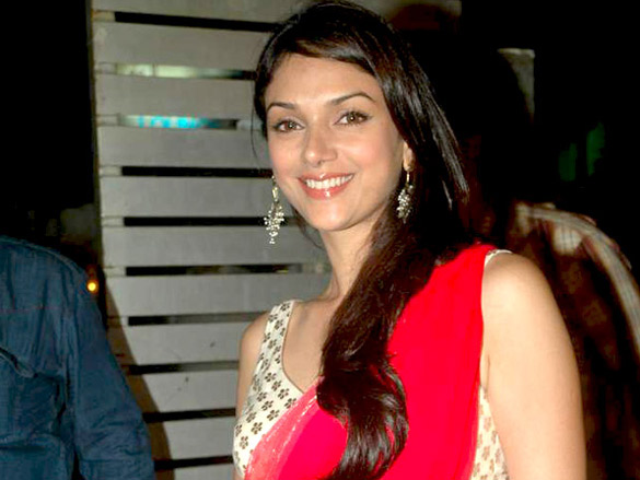 audio release of yeh saali zindagi 11
