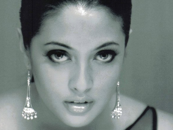 riya sen 57