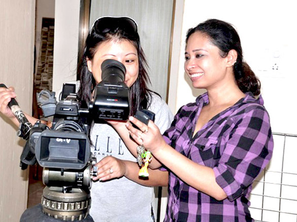on the sets of beyond 5